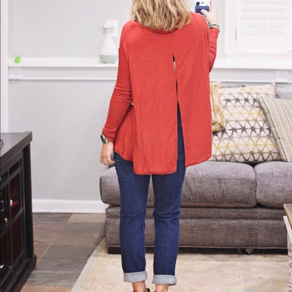 NWT Free People Split Back long sleeve - Picture 3 of 8